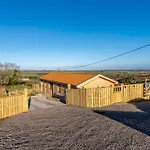 Yorkshire Dales Retreat With Hot Tub & Garden Σπίτι διακοπών Finghall