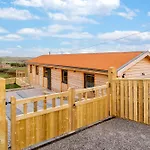 Yorkshire Dales Retreat With Hot Tub & Garden Σπίτι διακοπών