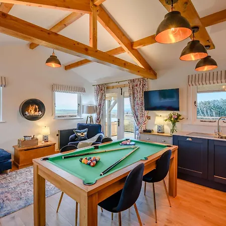 Yorkshire Dales Retreat With Hot Tub & Garden