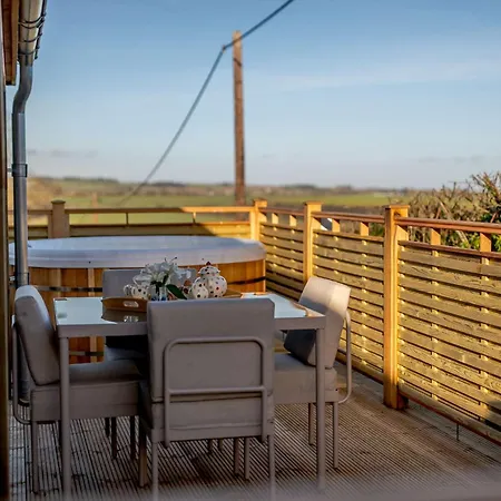 Casa de Férias Yorkshire Dales Retreat With Hot Tub & Garden