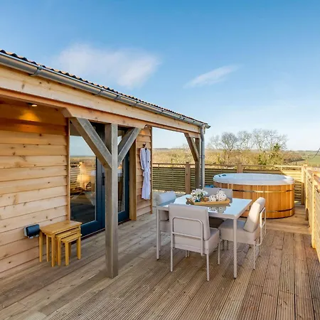 Yorkshire Dales Retreat With Hot Tub & Garden Casa de Férias *
